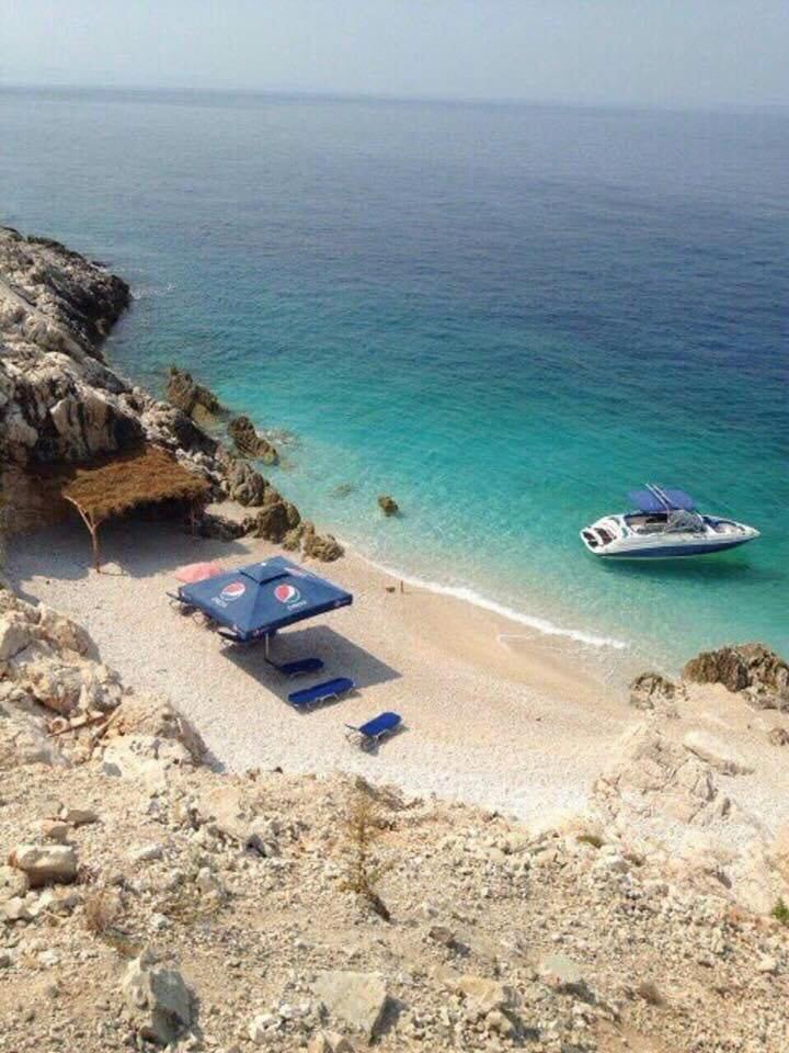 Jardin Miraculeux Hotel Himare Luaran gambar