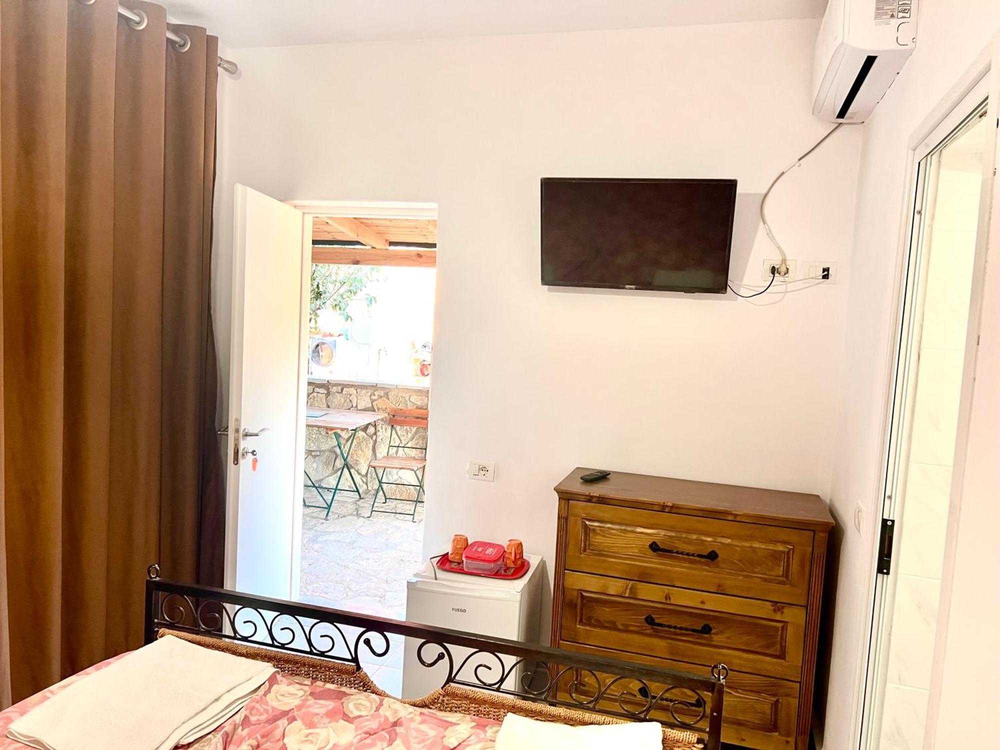 Jardin Miraculeux Hotel Himare Luaran gambar
