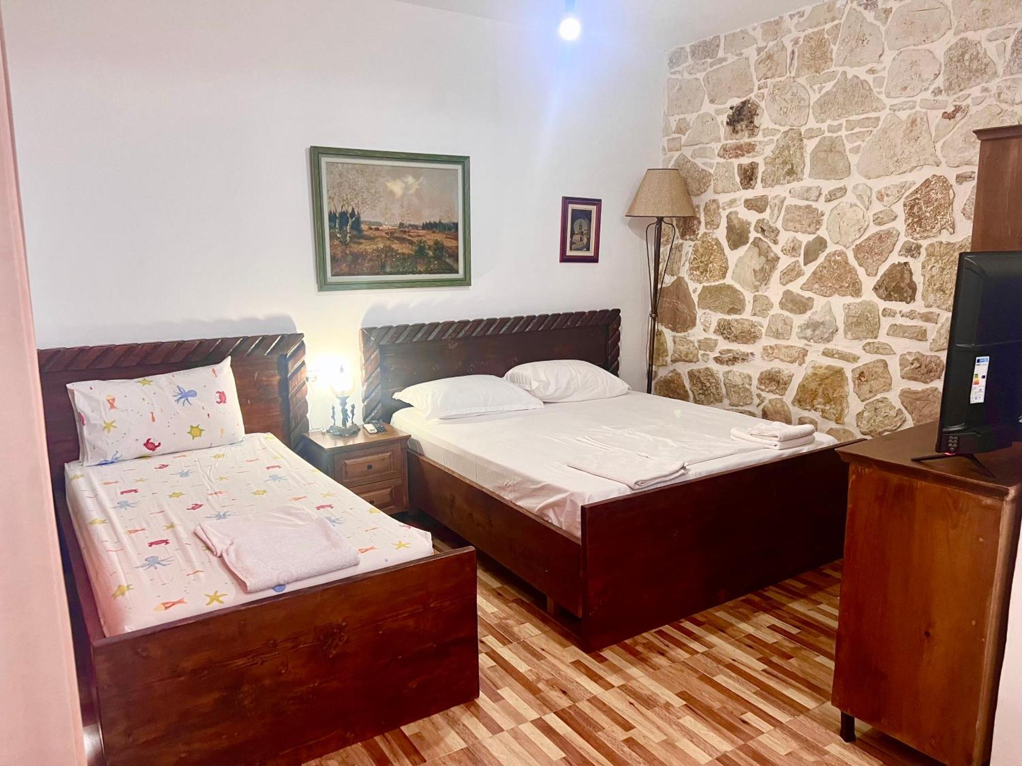 Jardin Miraculeux Hotel Himare Luaran gambar