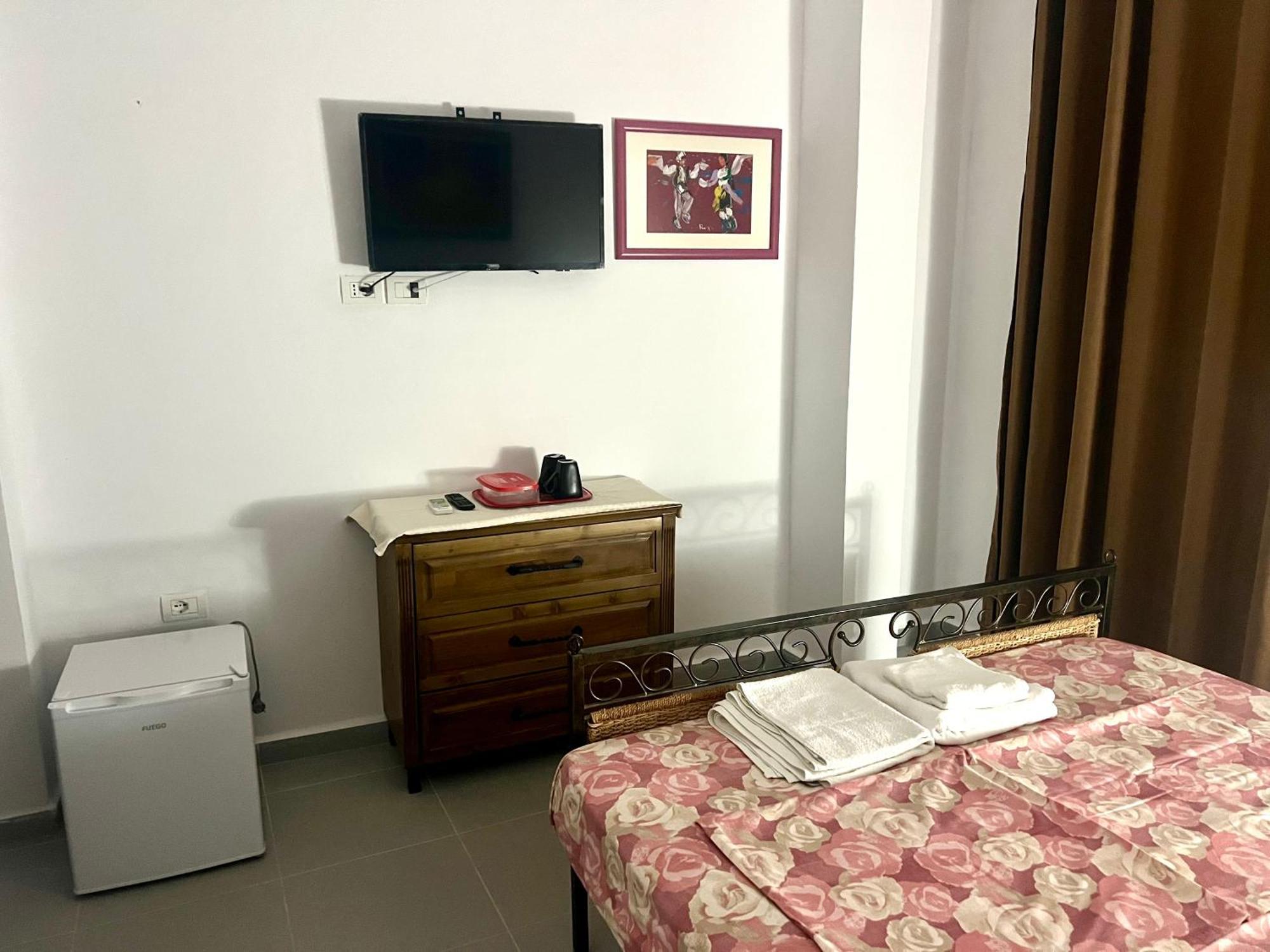 Jardin Miraculeux Hotel Himare Luaran gambar