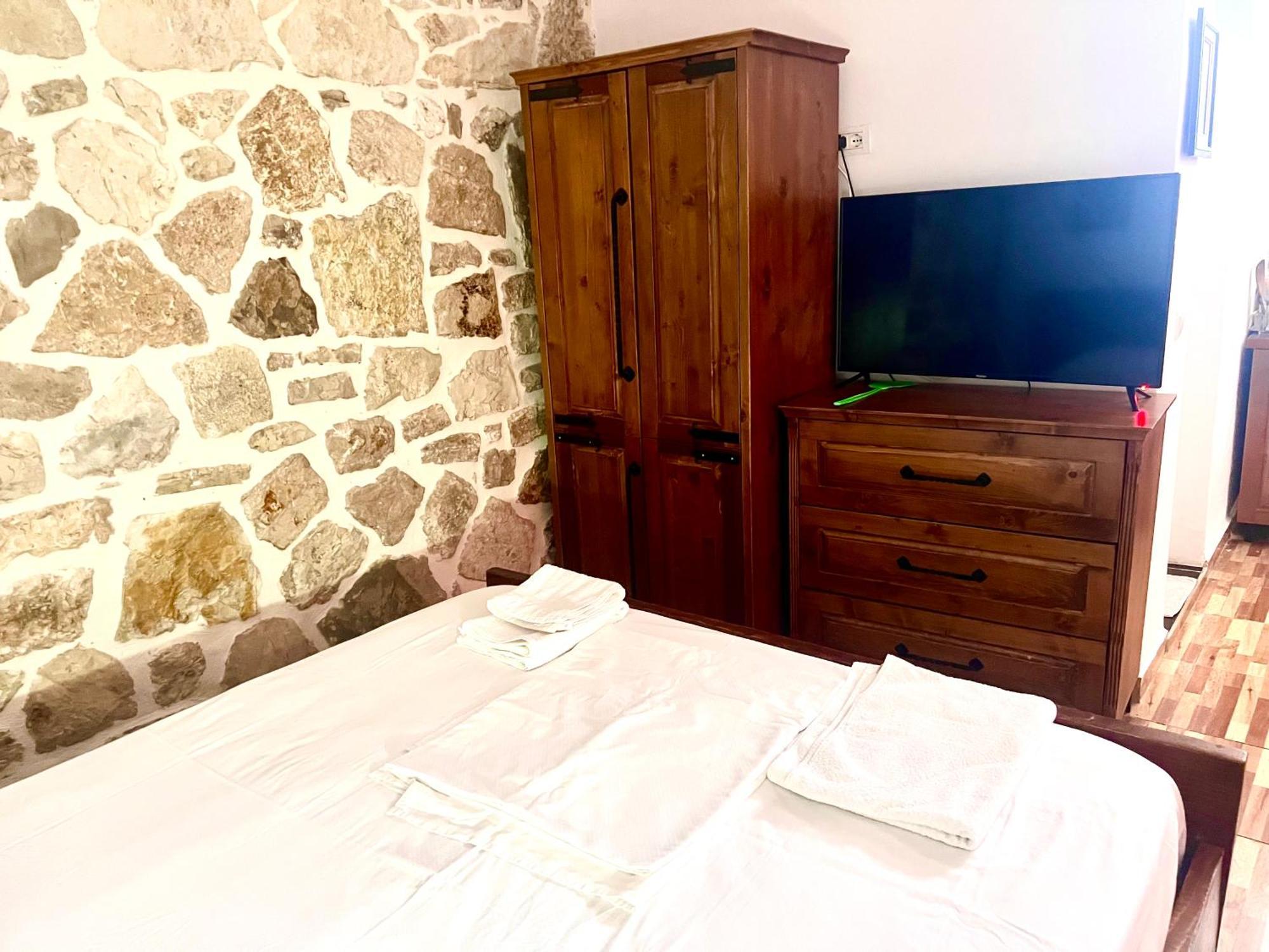Jardin Miraculeux Hotel Himare Luaran gambar