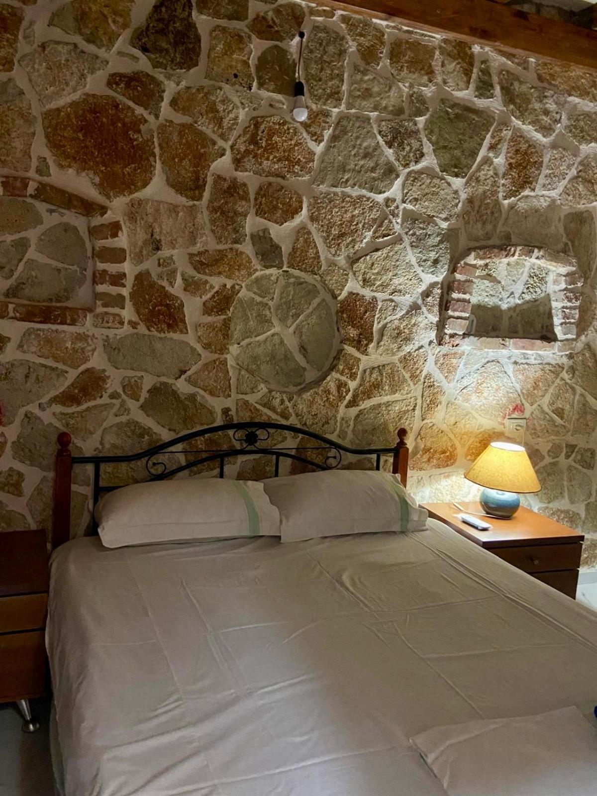 Jardin Miraculeux Hotel Himare Luaran gambar