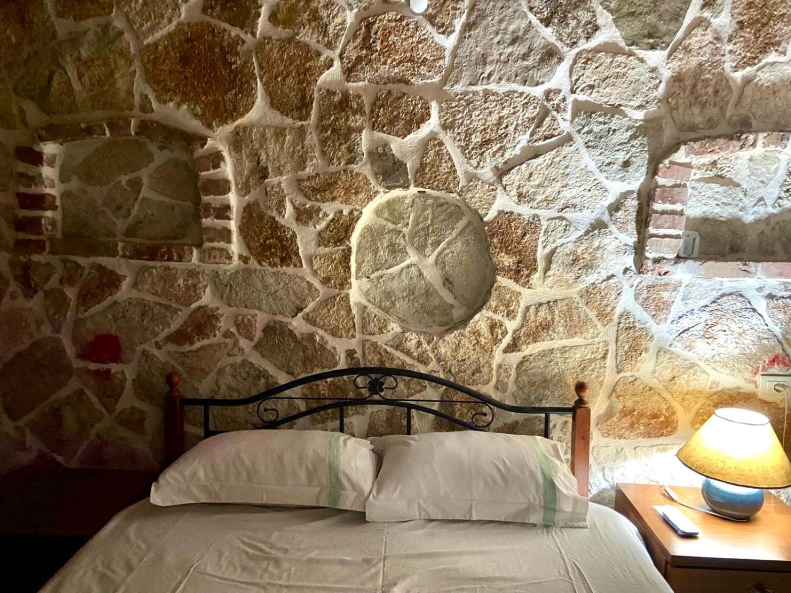 Jardin Miraculeux Hotel Himare Bilik gambar
